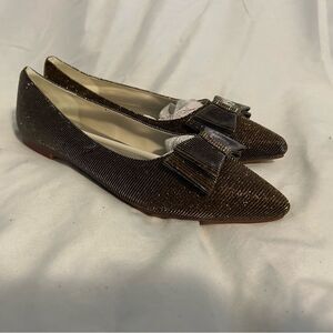 Women’s Glitter gold flats size 7.5